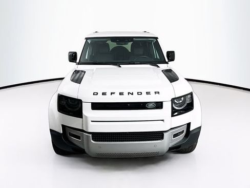 Used 2025 Land Rover Defender 130 S AWD/4WD image 2