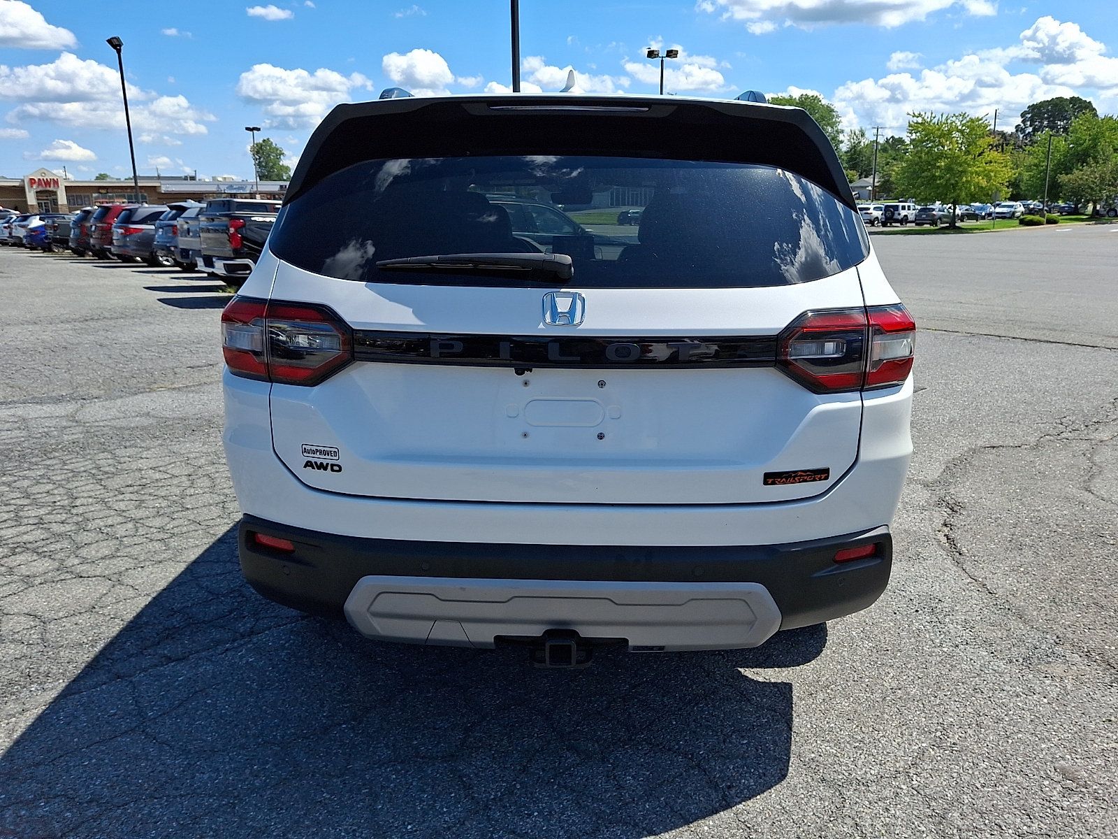 Used 2023 Honda Pilot TrailSport image 5