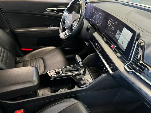 Used 2025 Kia Sportage SX FWD image 17