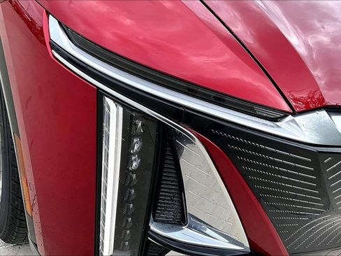 Used 2024 Cadillac Lyriq Luxury RWD image 36