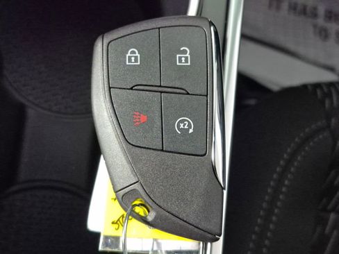 New 2026 Chevrolet Equinox LT image 25