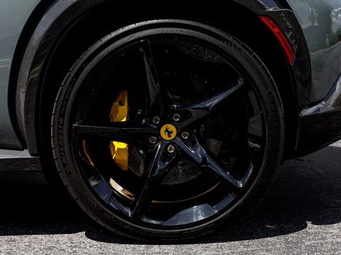 Used 2025 Ferrari Purosangue AWD/4WD image 51
