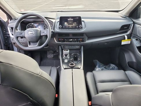 New 2026 Nissan Rogue SV image 12