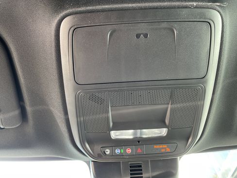 New 2026 Chevrolet Traverse LT image 28