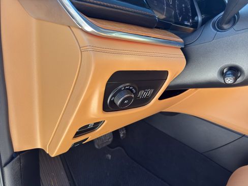 Used 2025 Jeep Grand Cherokee L Summit image 14