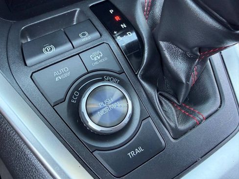 Used 2023 Toyota RAV4 XSE w/ Weather Package AWD/4WD image 15