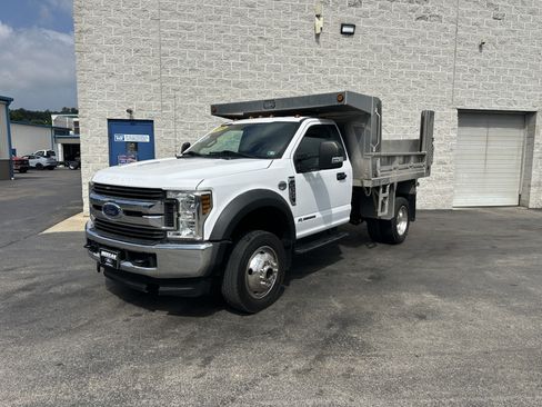 Used 2019 Ford F550 4x4 Regular Cab Super Duty image 2