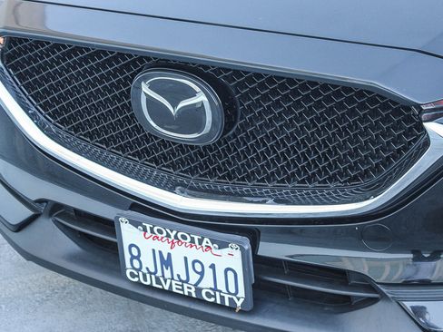 Used 2019 MAZDA CX-5 Touring image 6