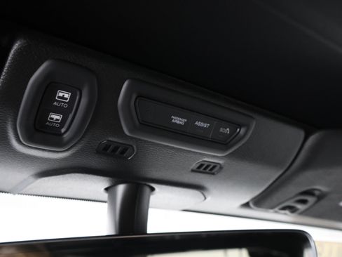 Used 2022 Jeep Wrangler Unlimited Sahara AWD/4WD image 55