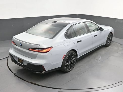 New 2026 BMW 740i w/ Executive Package RWD image 38