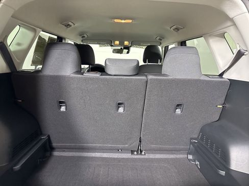 Used 2025 Kia Soul LX w/ LX Technology Package FWD image 18