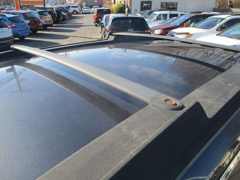 Used 2011 Subaru Outback 2.5i Premium image 9