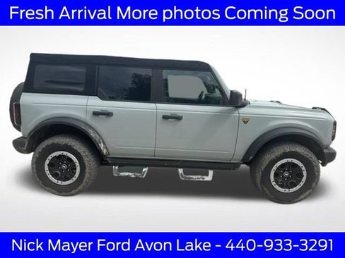 Used 2022 Ford Bronco Badlands w/ Sasquatch Package AWD/4WD image 3