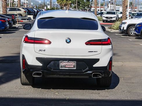 Used 2022 BMW X4 xDrive30i w/ M Sport Package image 5