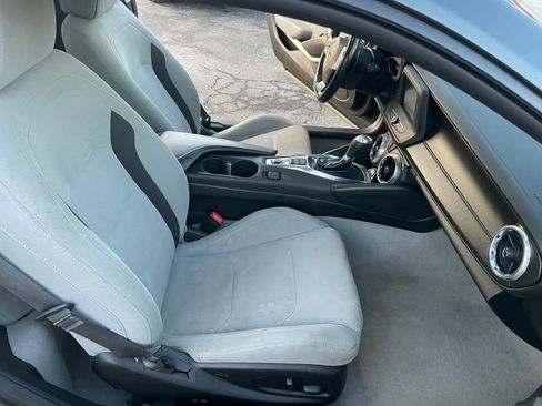 Used 2017 Chevrolet Camaro LT w/ RS Package image 11