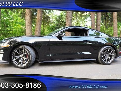 Used 2019 Ford Mustang GT Premium w/ Performance Package - Level 2 RWD image 5