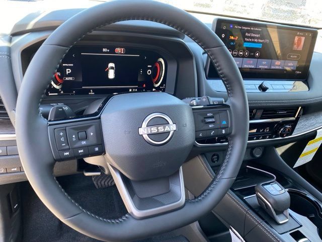 New 2026 Nissan Rogue Platinum AWD/4WD image 12
