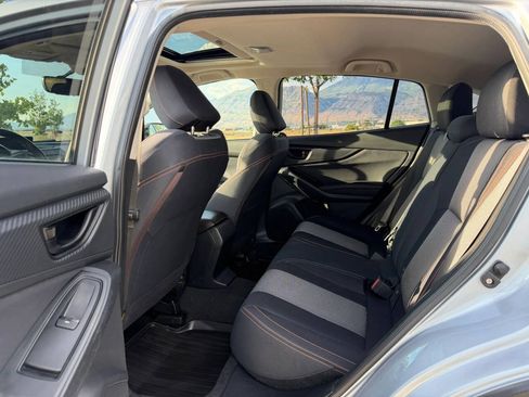 Used 2018 Subaru Crosstrek 2.0i Premium w/ Moonroof Package AWD/4WD image 13