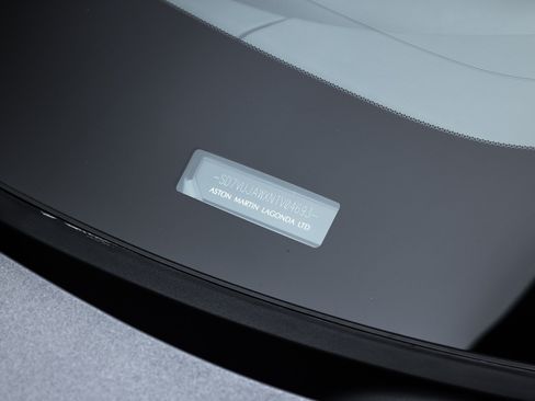 Used 2022 Aston Martin DBX AWD/4WD image 39