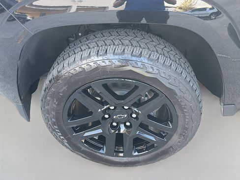 Used 2025 Chevrolet Colorado Z71 w/ Technology Package image 37