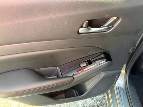 Used 2025 Nissan Altima 2.5 SR AWD/4WD image 19