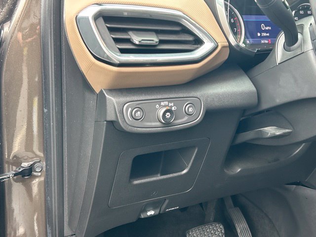 Used 2022 Chevrolet TrailBlazer ACTIV w/ Technology Package FWD image 22