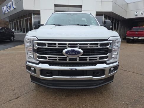 New 2026 Ford F350 XLT AWD/4WD image 2