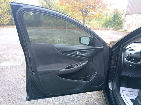 Used 2016 Chevrolet Malibu LS image 9