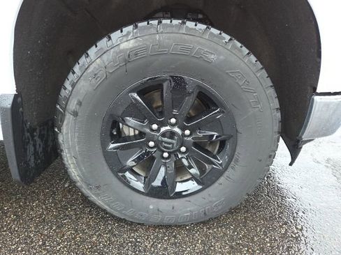 Used 2022 Chevrolet Silverado 1500 LT image 71