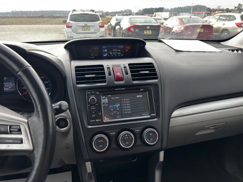 Used 2014 Subaru Forester 2.5i Touring image 15