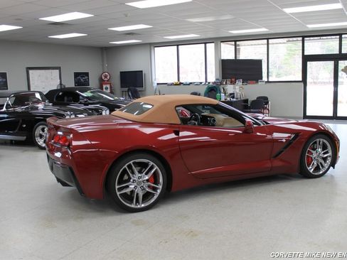 Used 2014 Chevrolet Corvette Stingray Convertible w/ 3LT Preferred Equipment Group image 9