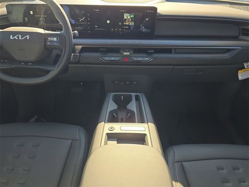 New 2026 Kia EV9 Wind image 17