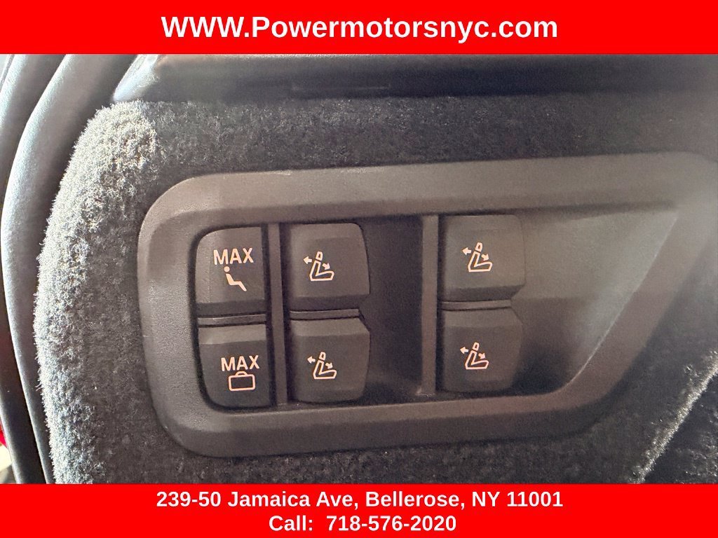Used 2021 BMW X7 xDrive40i w/ Premium Package AWD/4WD image 28