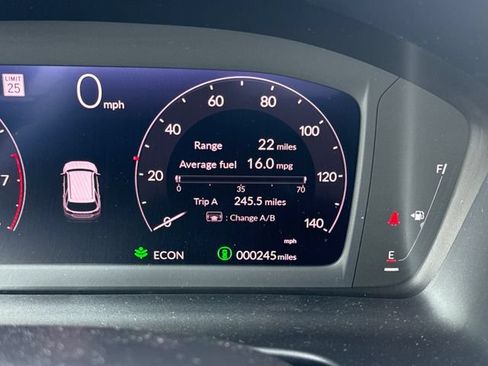 Used 2026 Honda Pilot TrailSport image 22