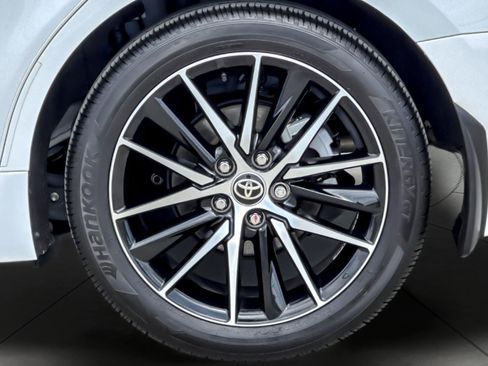 Used 2024 Toyota Camry SE FWD image 23