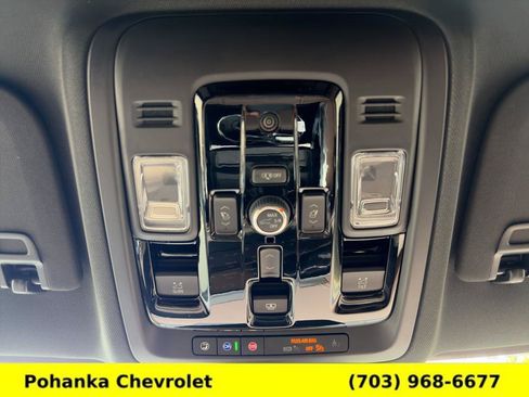 New 2026 Chevrolet Tahoe High Country AWD/4WD image 18