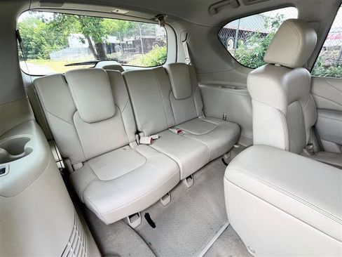 Used 2016 INFINITI QX80 4WD w/ Deluxe Technology Package image 25
