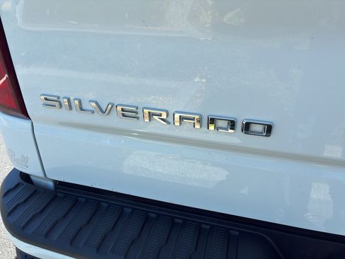 Used 2022 Chevrolet Silverado 1500 RST AWD/4WD image 11