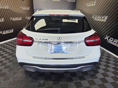 Used 2018 Mercedes-Benz GLA 250 image 8