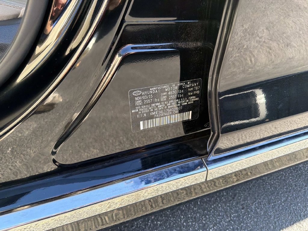 Used 2016 Hyundai Sonata Limited w/ Option Group 02 FWD image 33