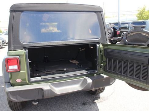 Used 2021 Jeep Wrangler Unlimited Sport AWD/4WD image 22