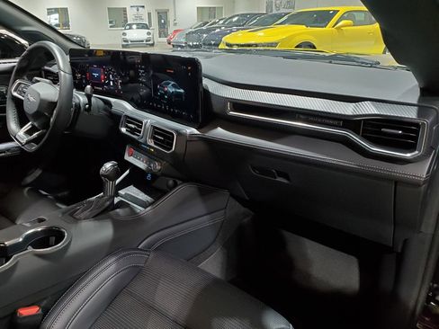 Used 2024 Ford Mustang GT Premium image 15