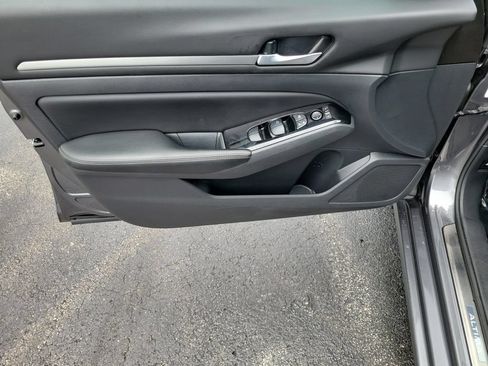 Certified 2024 Nissan Altima 2.5 SL FWD image 25