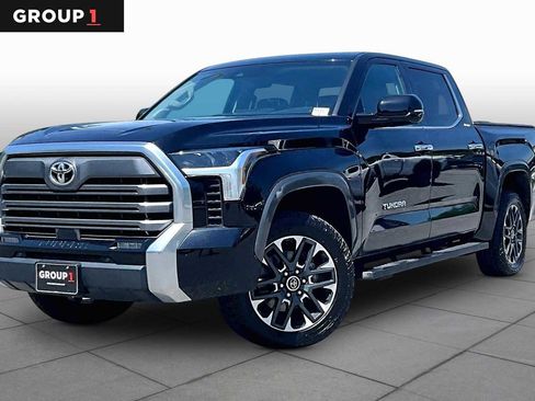 Used 2022 Toyota Tundra Limited w/ Power Package AWD/4WD image 1