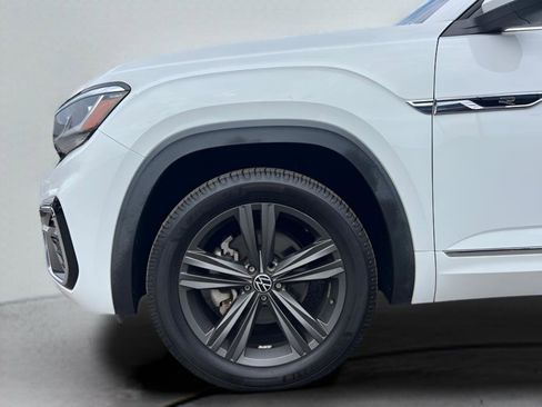 Used 2021 Volkswagen Atlas SE FWD image 41