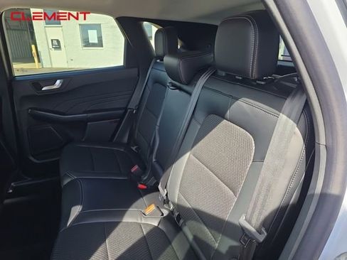 New 2025 Ford Escape SE image 26