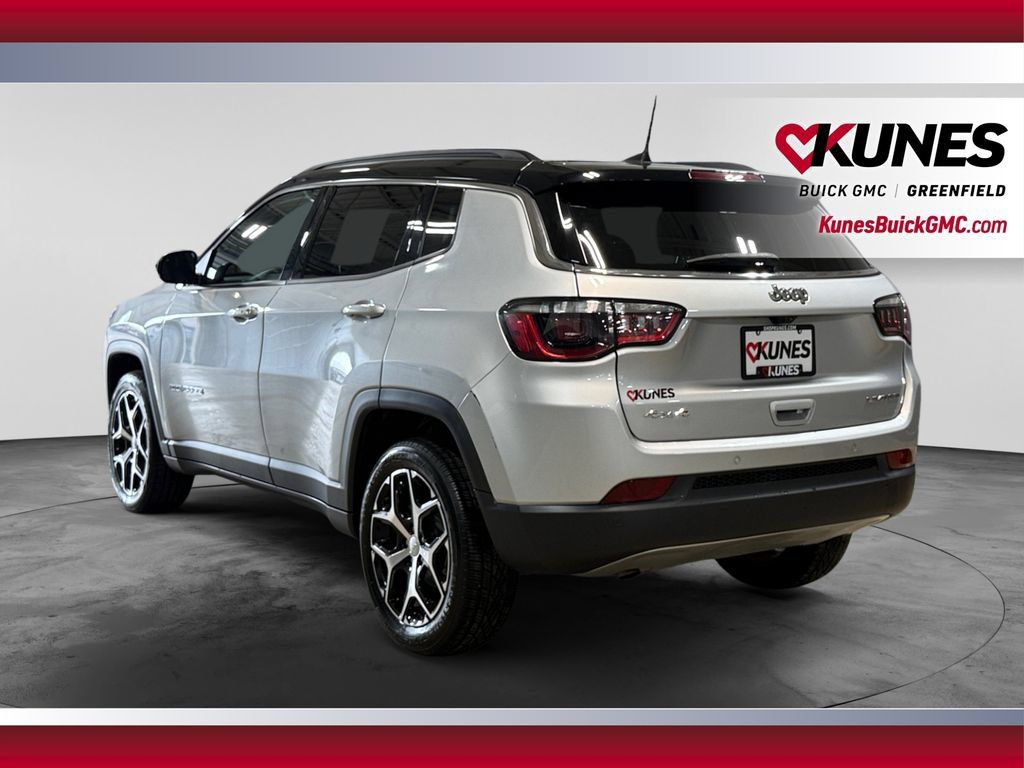 Used 2024 Jeep Compass Limited AWD/4WD image 8