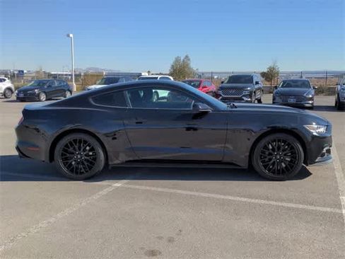 Used 2017 Ford Mustang GT w/ GT Performance Package image 11