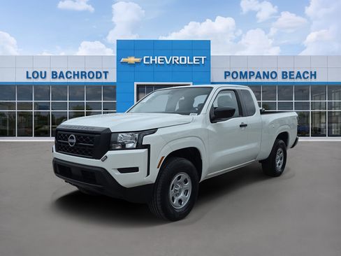 Used 2024 Nissan Frontier S w/ S Utility Package AWD/4WD image 3