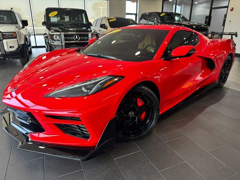 Used 2020 Chevrolet Corvette Stingray Preferred Cpe w/ 2LT Preferred Equipment Group RWD image 6